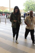 Shweta Bachchan snapped at airport on 17th Oct 2015